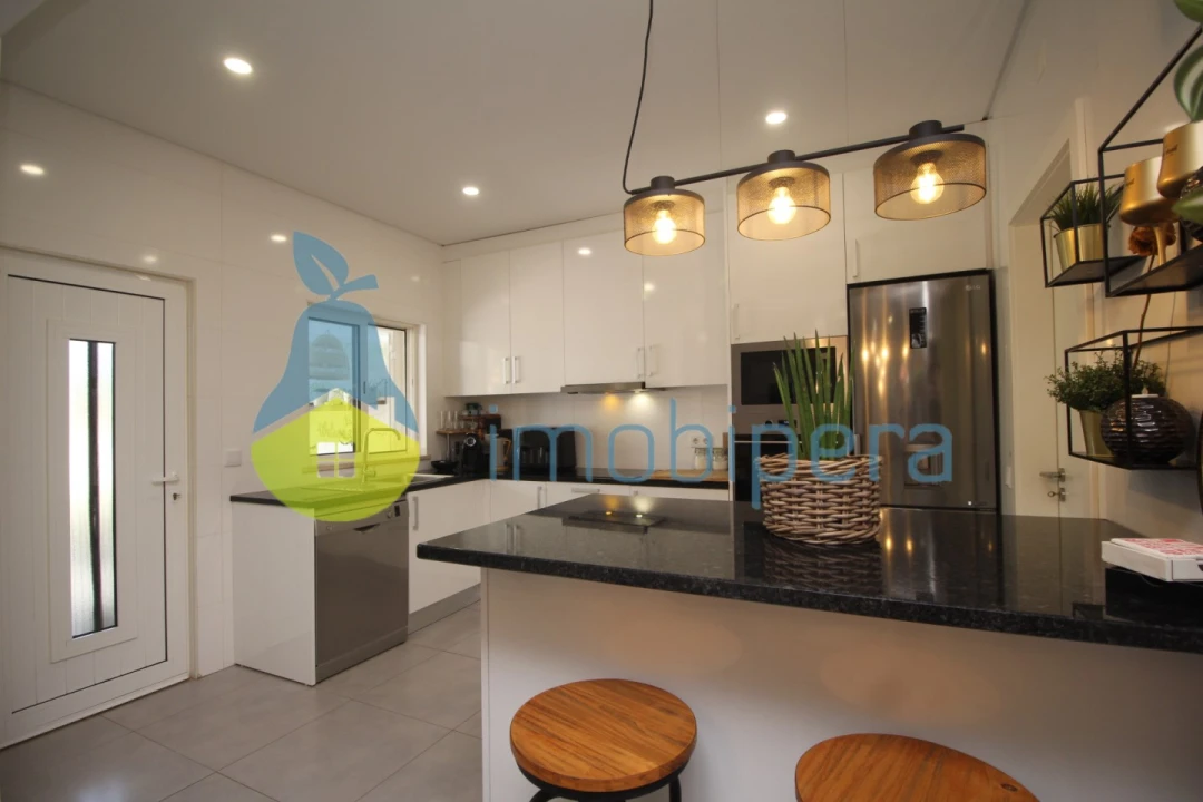 Apartamento T2 para Venda em Ferreiras Foto 13