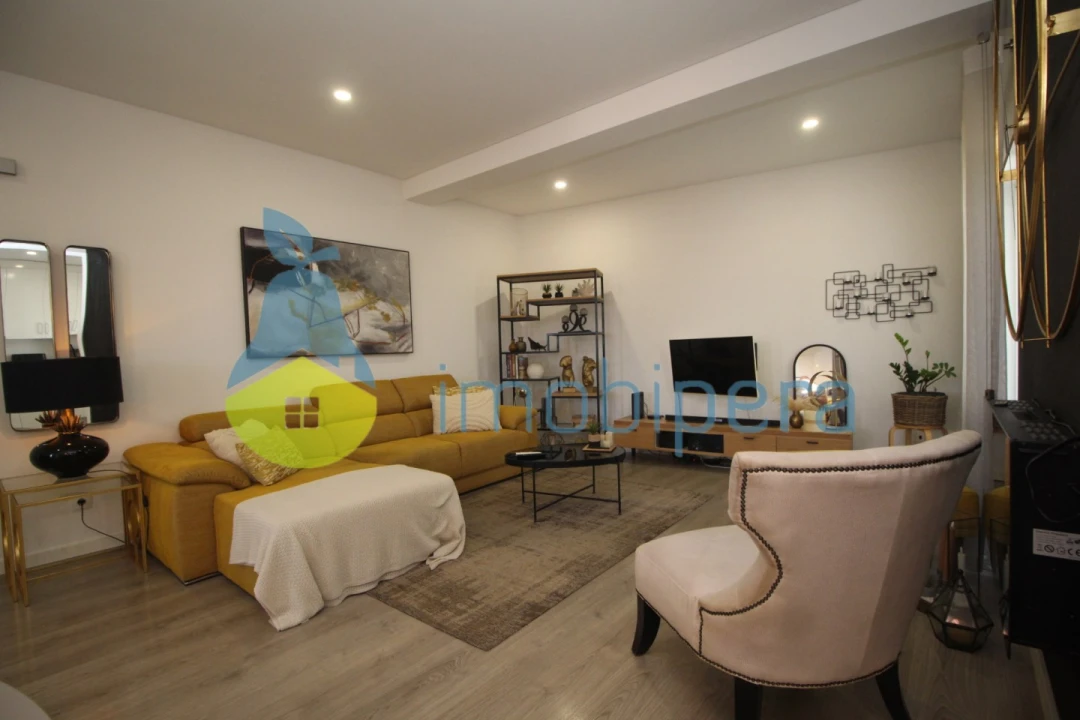 Apartamento T2 para Venda em Ferreiras Foto 7