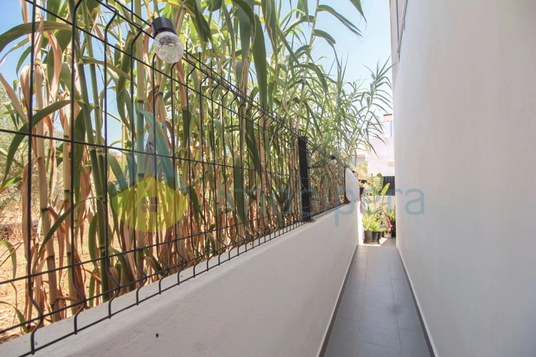 Apartamento T2 para Venda em Ferreiras Foto 28