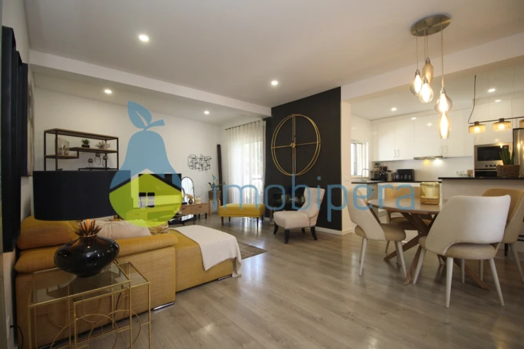 Apartamento T2 para Venda em Ferreiras Foto 9