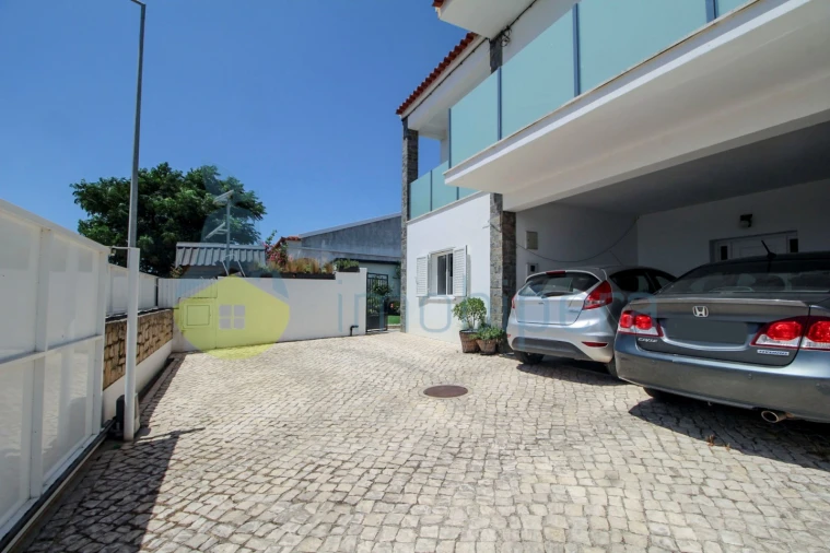 Apartamento T2 para Venda em Ferreiras Foto 39