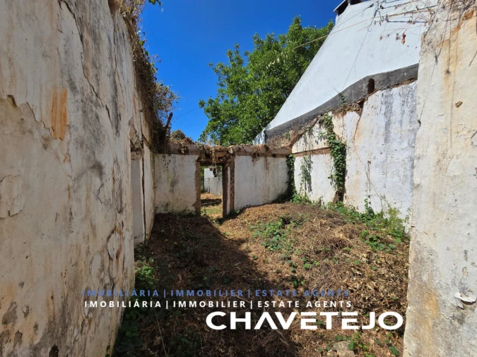 Terreno para Venda em Areias e Pias Foto 2