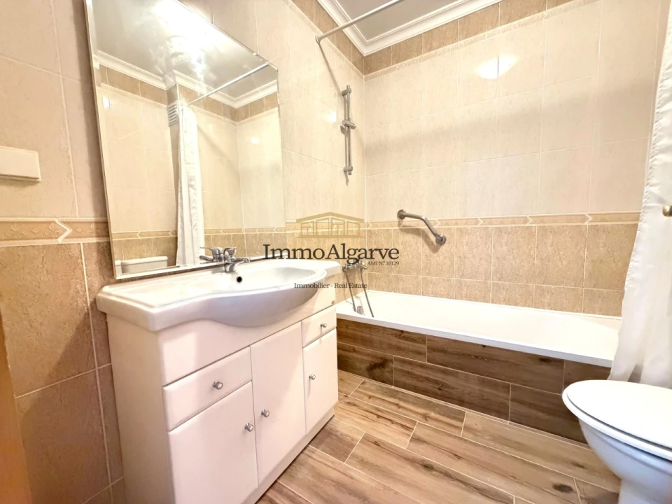 Apartamento T2 para Venda em Albufeira e Olhos de Água Foto 13