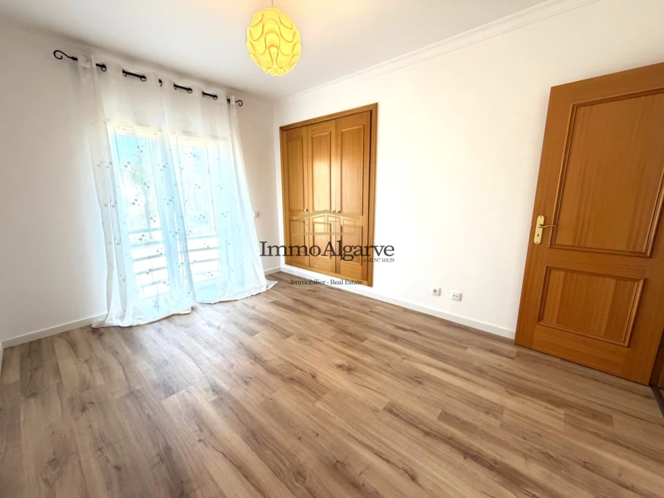 Apartamento T2 para Venda em Albufeira e Olhos de Água Foto 15