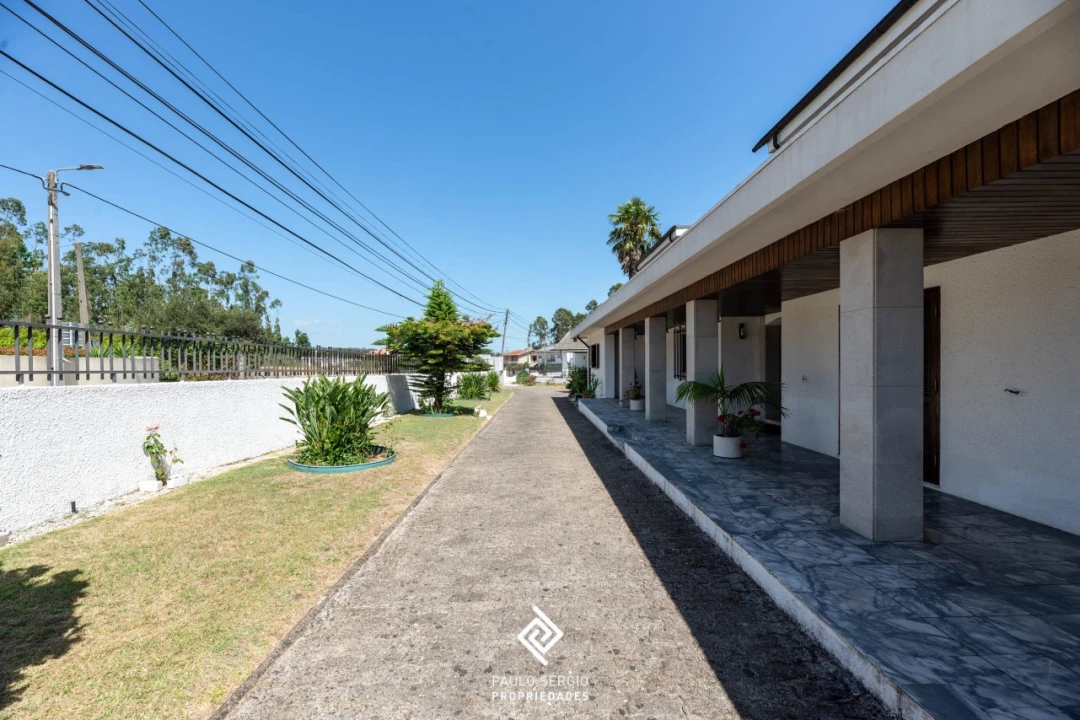 Moradia T6 para Venda em Pedroso e Seixezelo Foto 26