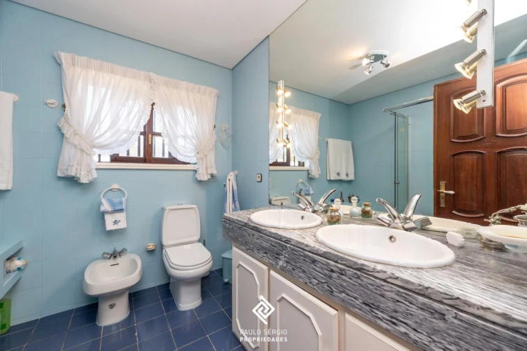 Moradia T6 para Venda em Pedroso e Seixezelo Foto 18