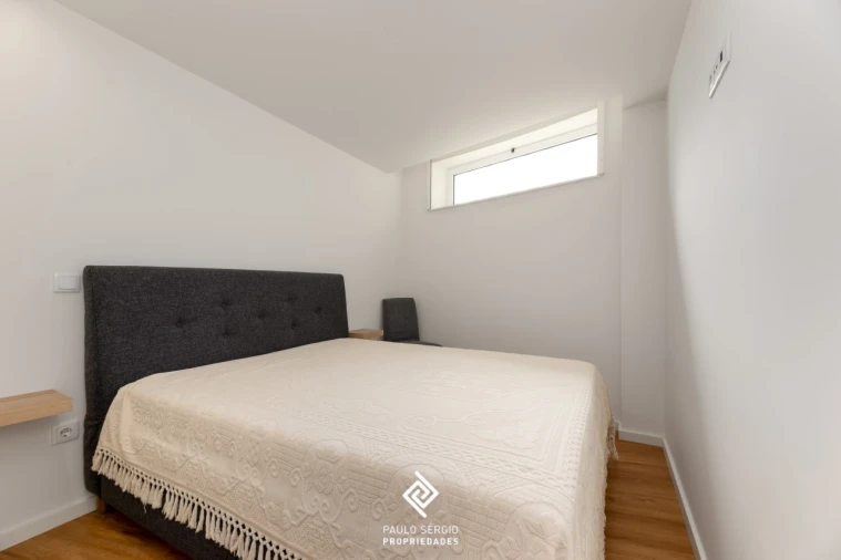 Apartamento T2 para Arrendamento em São Felix da Marinha Foto 13