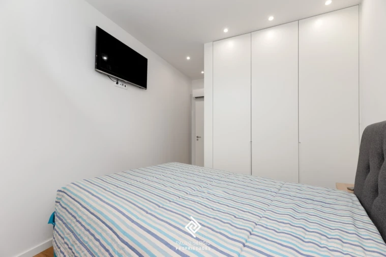 Apartamento T2 para Arrendamento em São Felix da Marinha Foto 16