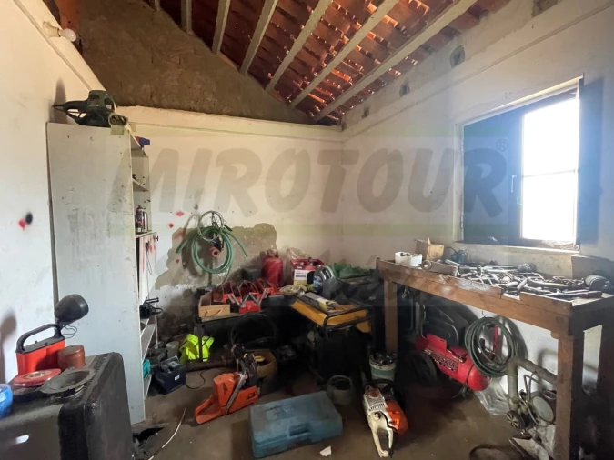 Quinta T3 para Venda em Abela Foto 29