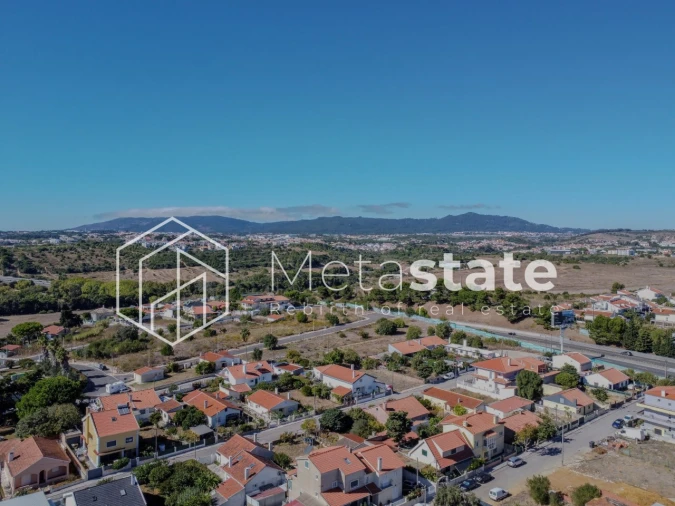 Terreno para Venda em São Domingos de Rana Foto 2