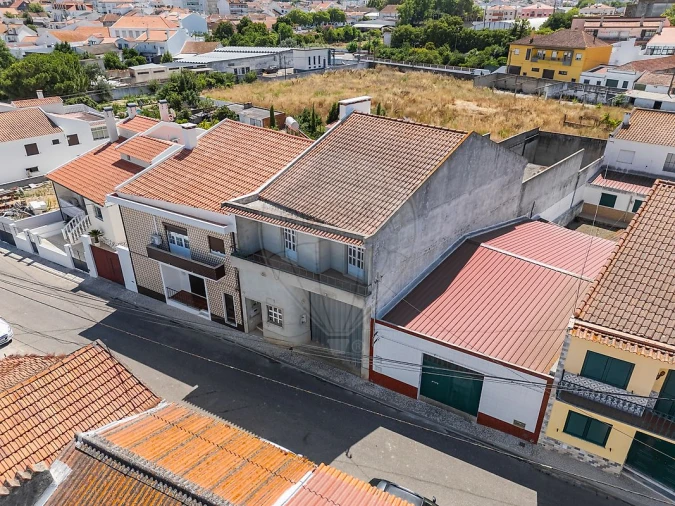 Negócio para Venda em Almeirim Foto 21