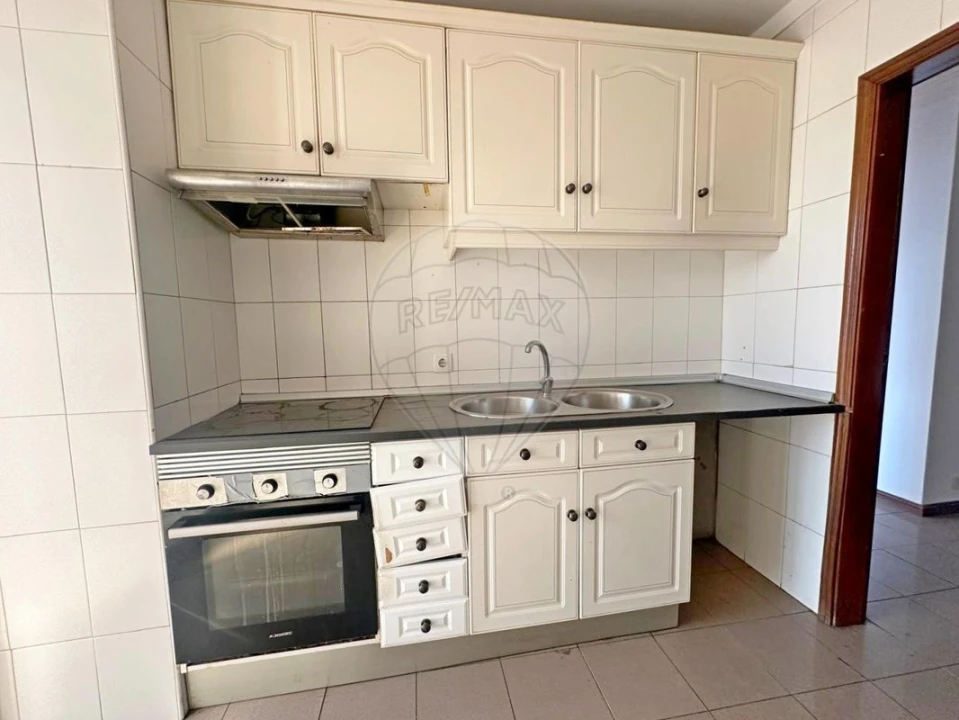 Apartamento T2 para Venda em Mafamude e Vilar do Paraíso Foto 14