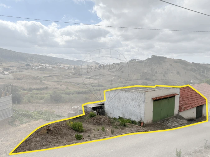 Armazém para Venda em Vila Verde dos Francos Foto 1