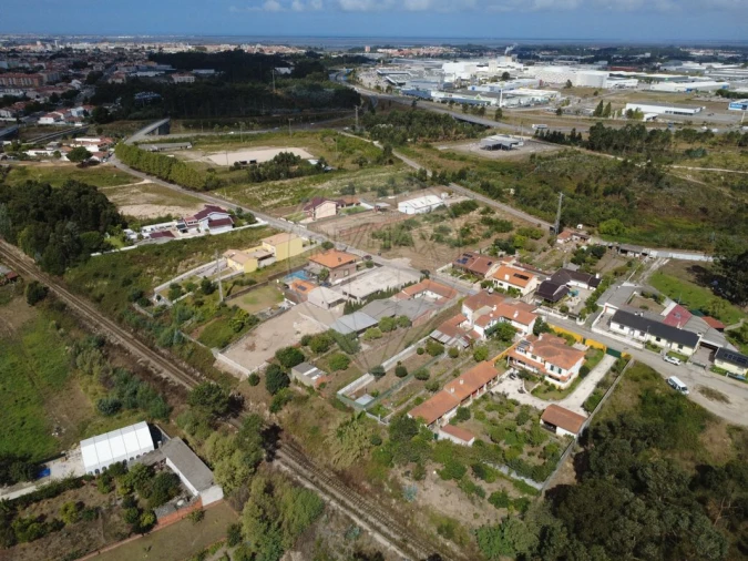 Terreno para Venda em Eixo e Eirol Foto 8