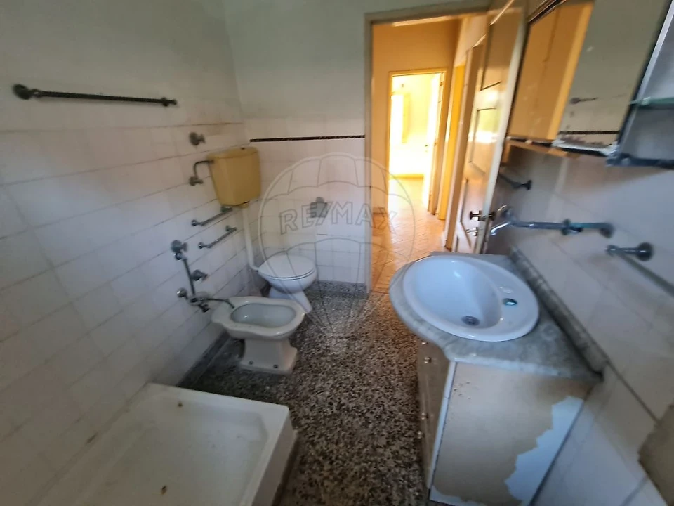 Apartamento T3 para Venda em Póvoa de Santa Iria e Forte da Casa Foto 13