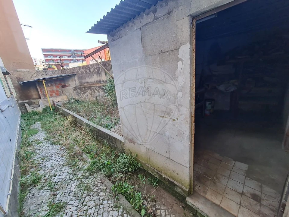 Apartamento T3 para Venda em Póvoa de Santa Iria e Forte da Casa Foto 22
