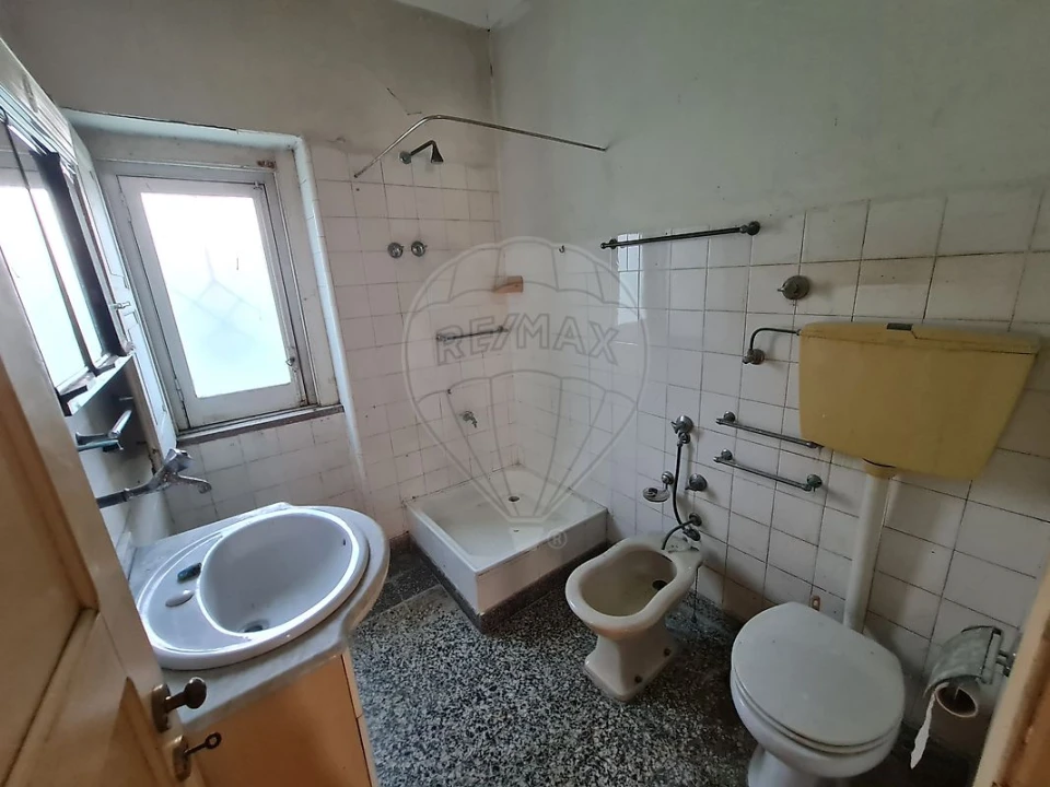 Apartamento T3 para Venda em Póvoa de Santa Iria e Forte da Casa Foto 14