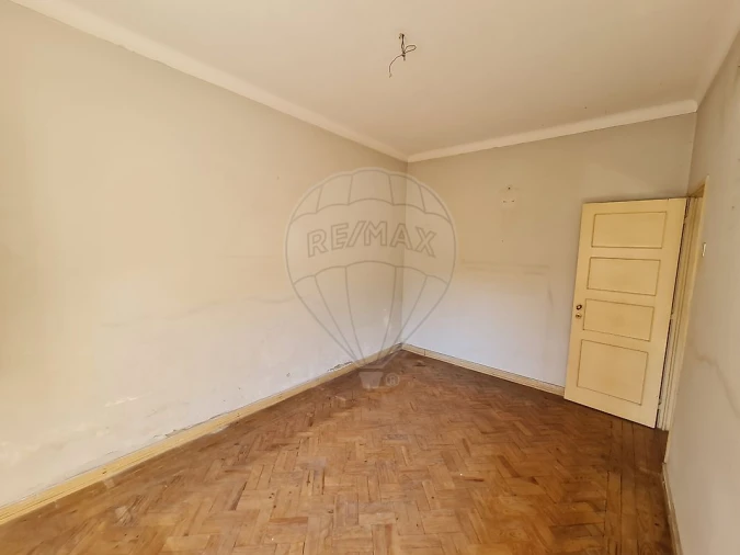 Apartamento T3 para Venda em Póvoa de Santa Iria e Forte da Casa Foto 7