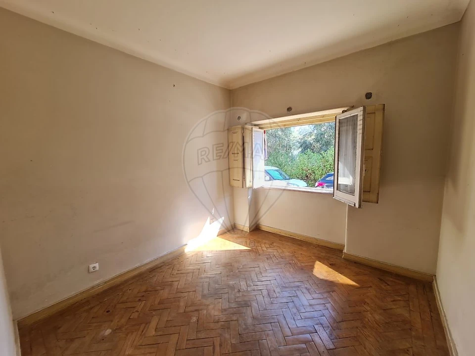 Apartamento T3 para Venda em Póvoa de Santa Iria e Forte da Casa Foto 9