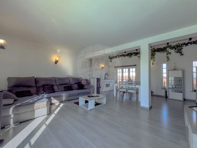 Moradia T5 para Venda em São Pedro Foto 6