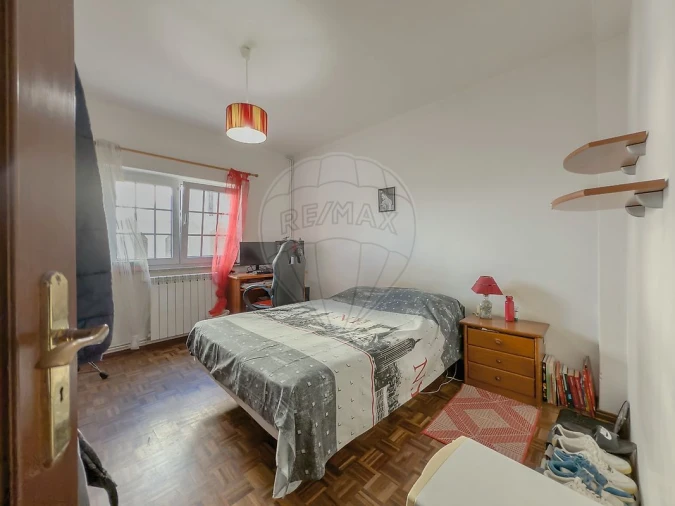 Moradia T5 para Venda em São Pedro Foto 14