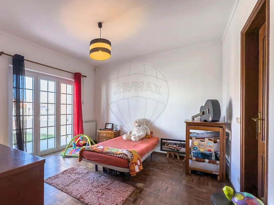 Moradia T5 para Venda em São Pedro Foto 13