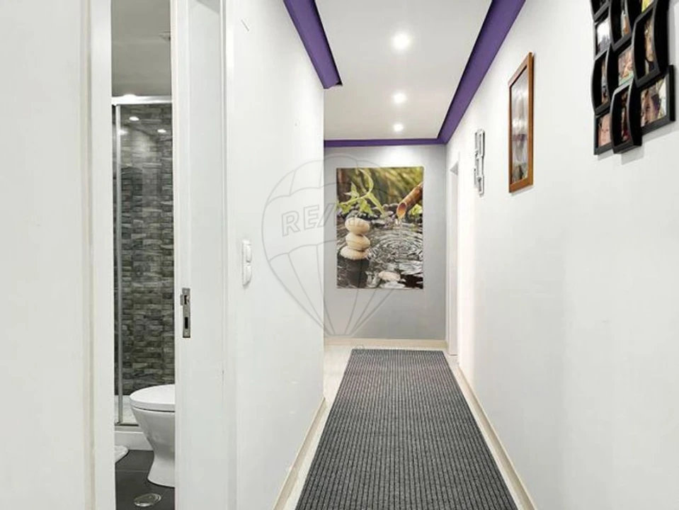 Apartamento T3 para Venda em Corroios Foto 10