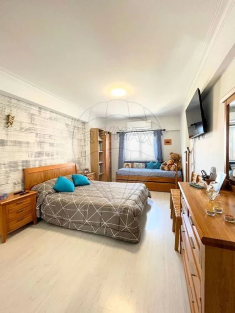 Apartamento T3 para Venda em Corroios