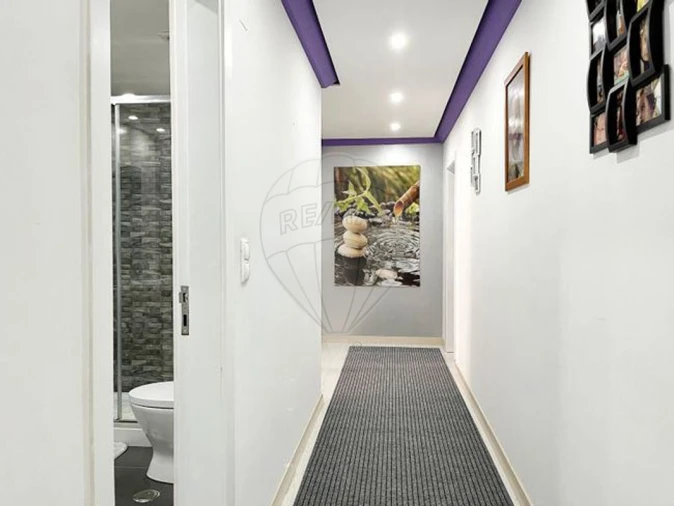 Apartamento T3 para Venda em Corroios Foto 10