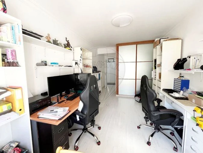 Apartamento T3 para Venda em Corroios Foto 4