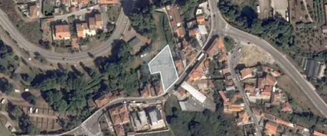 Terreno para Venda em Espinho