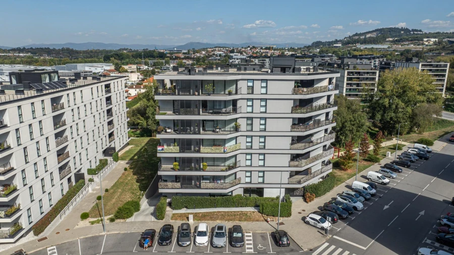 Apartamento T3 para Venda em Braga (Maximinos, Sé e Cividade) Foto 1