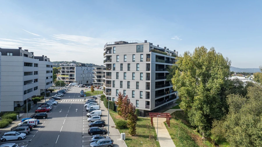 Apartamento T3 para Venda em Braga (Maximinos, Sé e Cividade) Foto 28