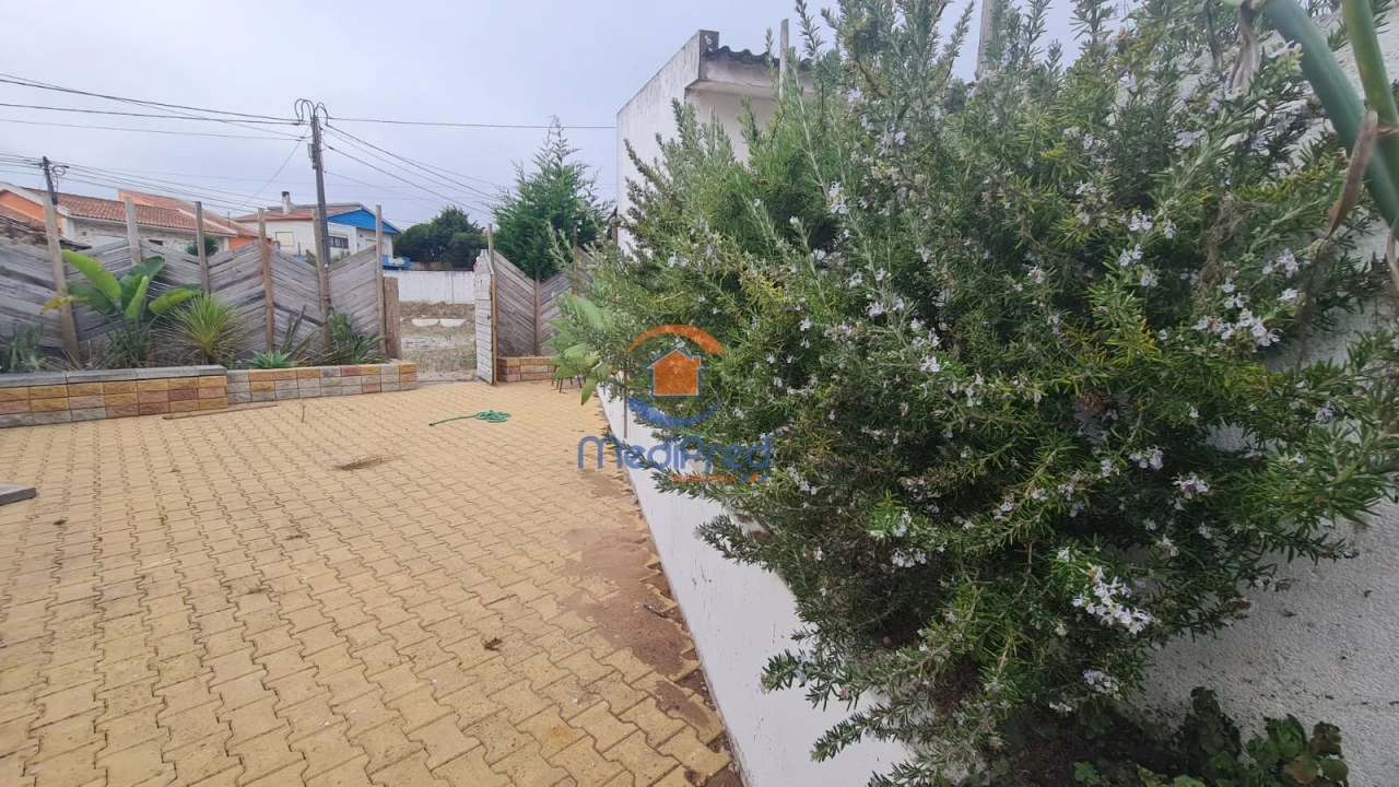 Moradia T2 para Venda em A dos Cunhados e Maceira Foto 5