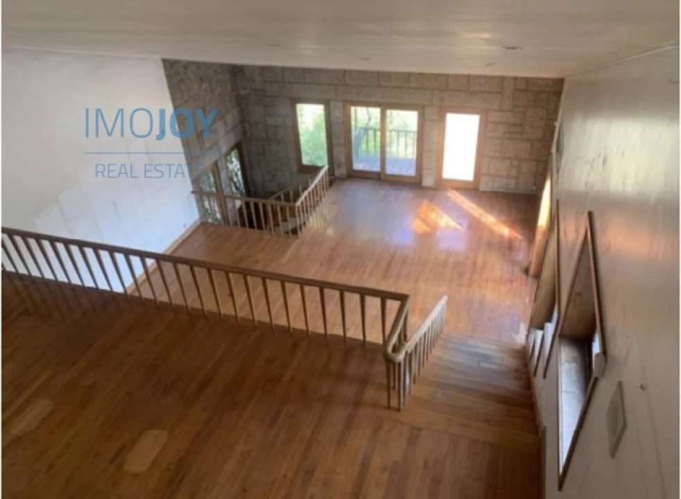 Moradia T5 para Venda em Azurem Foto 18