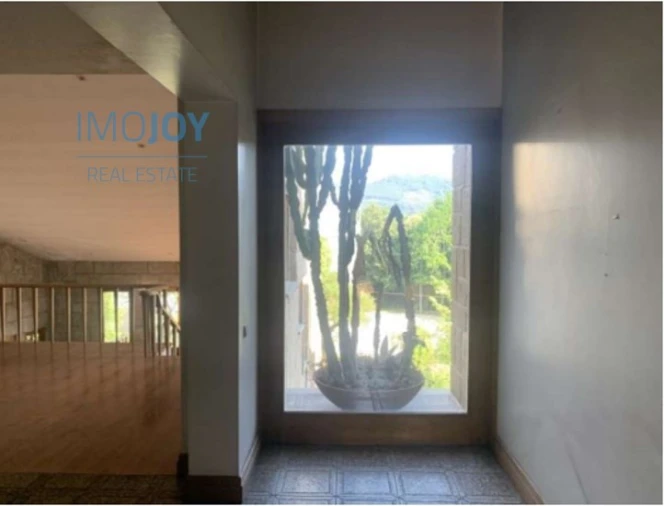 Moradia T5 para Venda em Azurem Foto 7