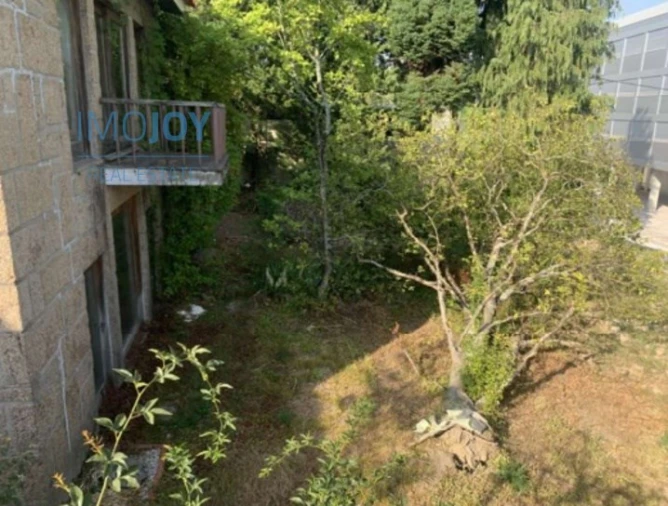 Moradia T5 para Venda em Azurem Foto 27