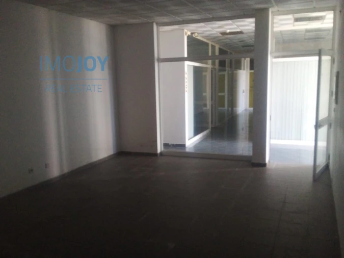 Loja para Arrendamento em Samouco Foto 2