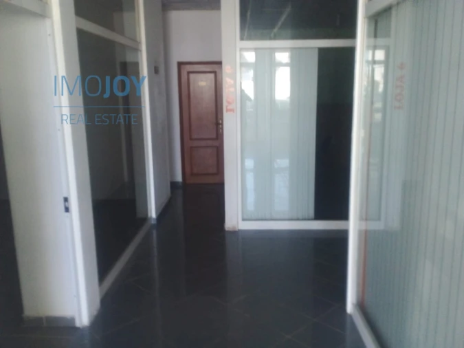 Loja para Arrendamento em Samouco Foto 5