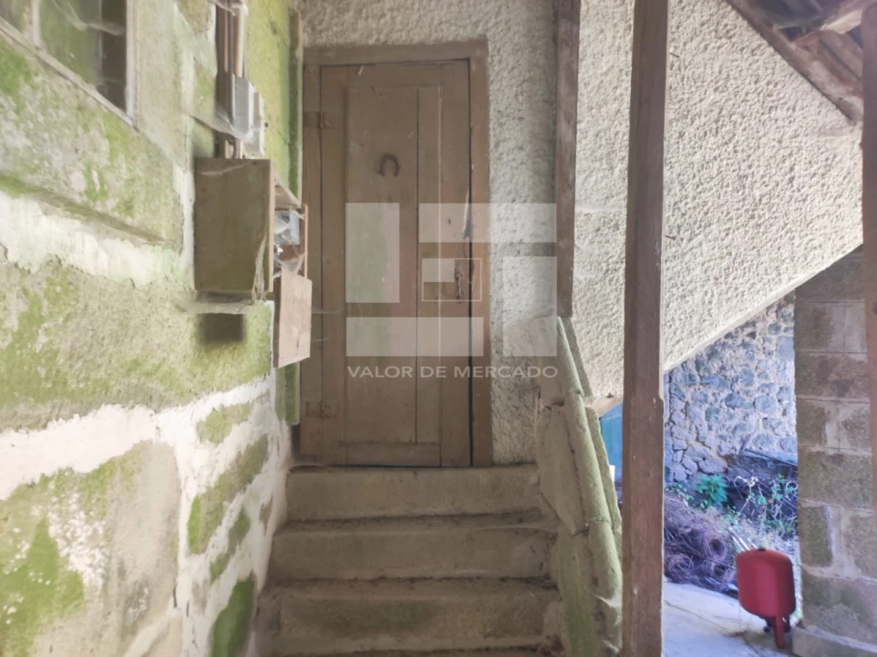 Moradia T3 para Venda em Romãs, Decermilo e Vila Longa Foto 4