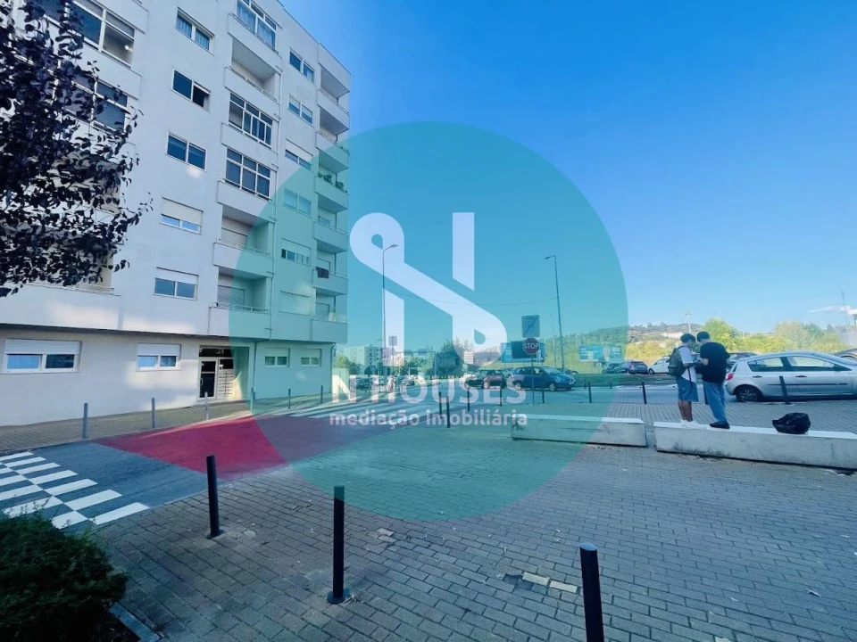 Garagem para Venda em São Vicente (Braga) Foto 3