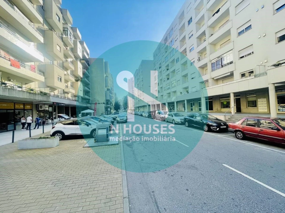 Garagem para Venda em São Vicente (Braga) Foto 8