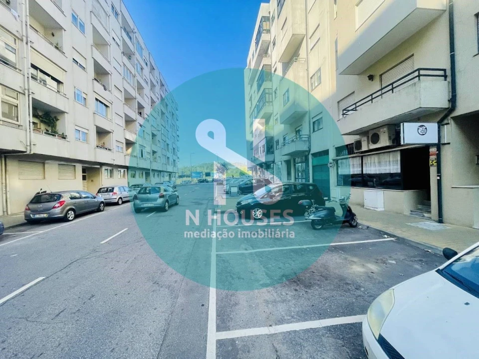 Garagem para Venda em São Vicente (Braga) Foto 9