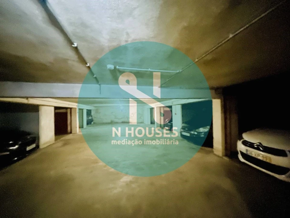 Garagem para Venda em São Vicente (Braga) Foto 31