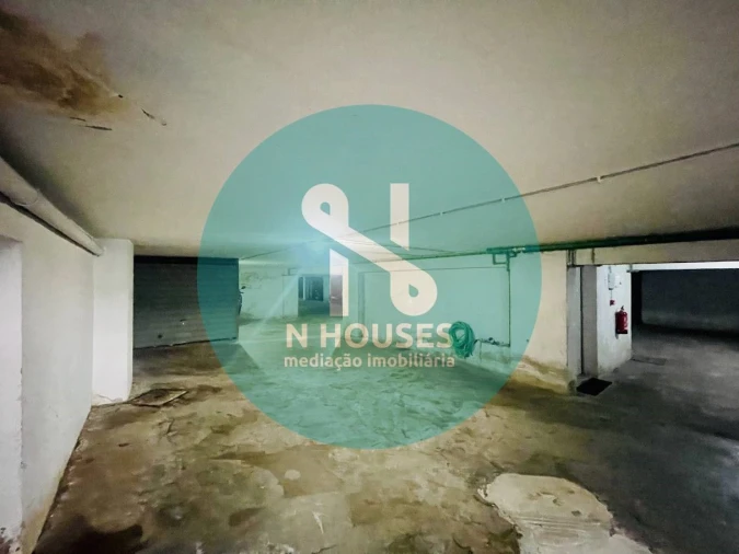 Garagem para Venda em São Vicente (Braga) Foto 29