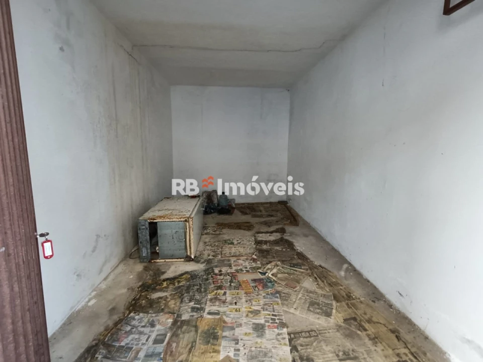 Garagem para Venda em São João Baptista Foto 1