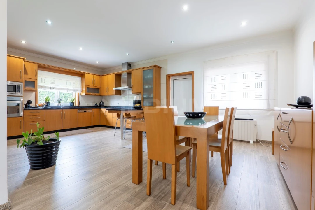 Moradia T3 para Venda em Avidos e Lagoa Foto 17