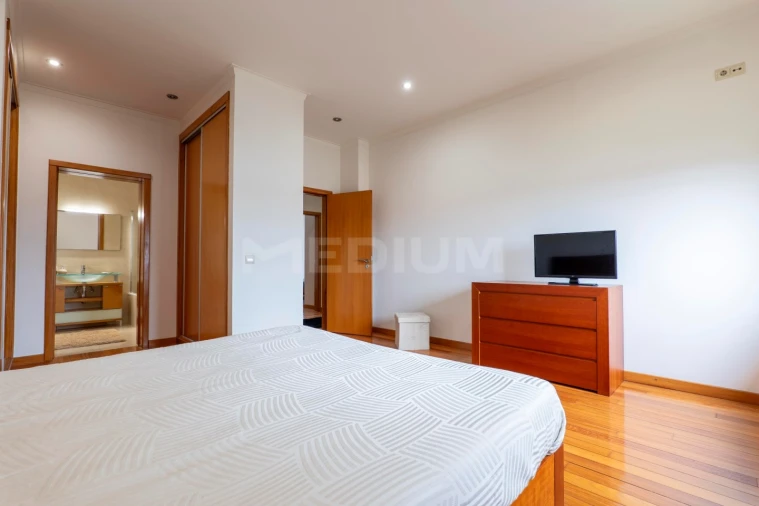 Moradia T3 para Venda em Avidos e Lagoa Foto 24