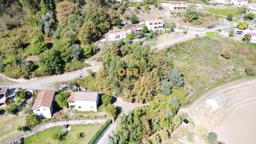 Terreno para Venda em Marrancos e Arcozelo Foto 1