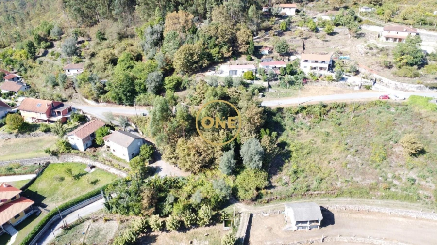 Terreno para Venda em Marrancos e Arcozelo Foto 2